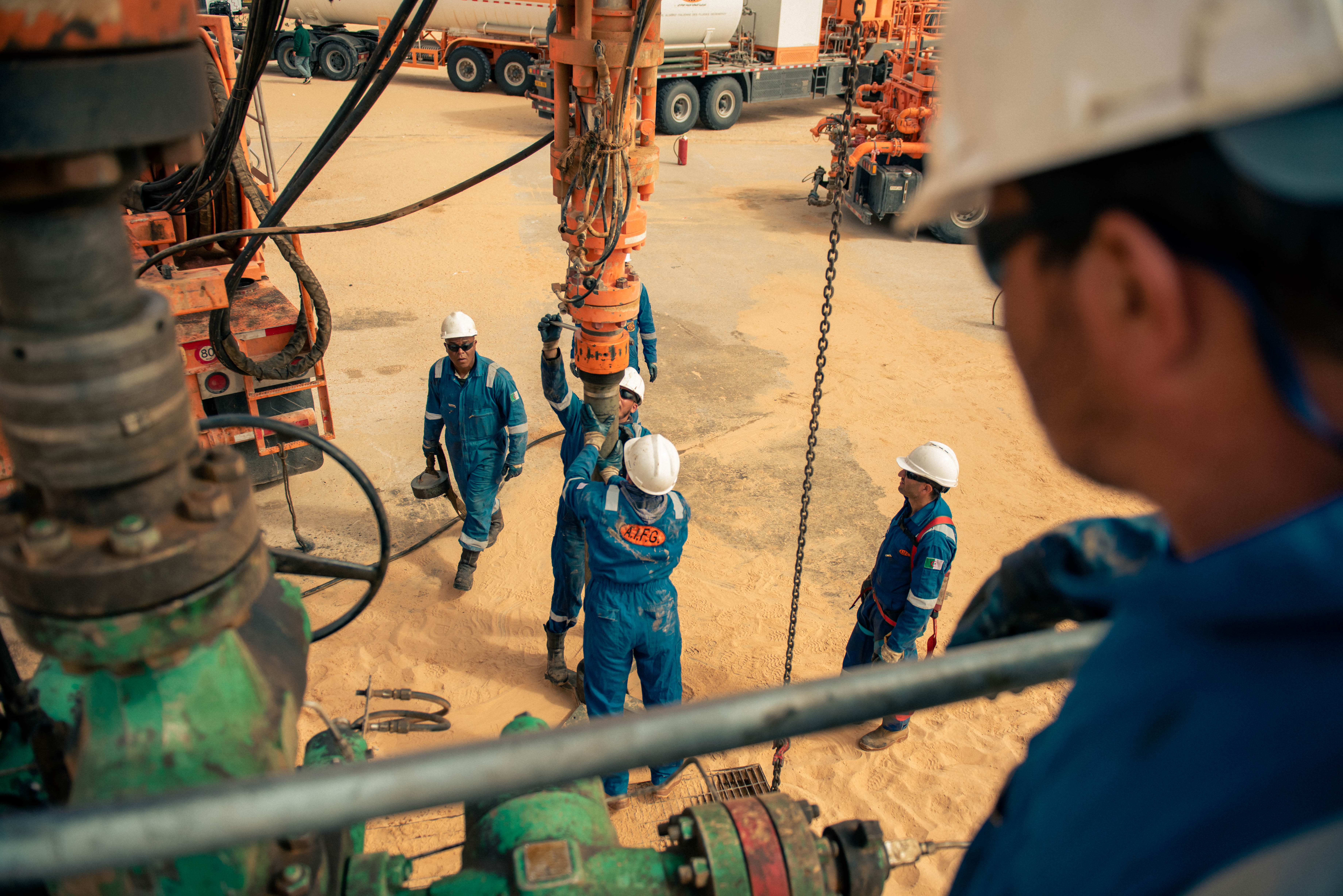 AIFG night operations at an oilfield site